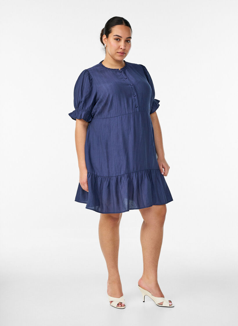 Kr&oacute;tka wiskozowa sukienka z falbankami, Niebieskie, Model image number 1
