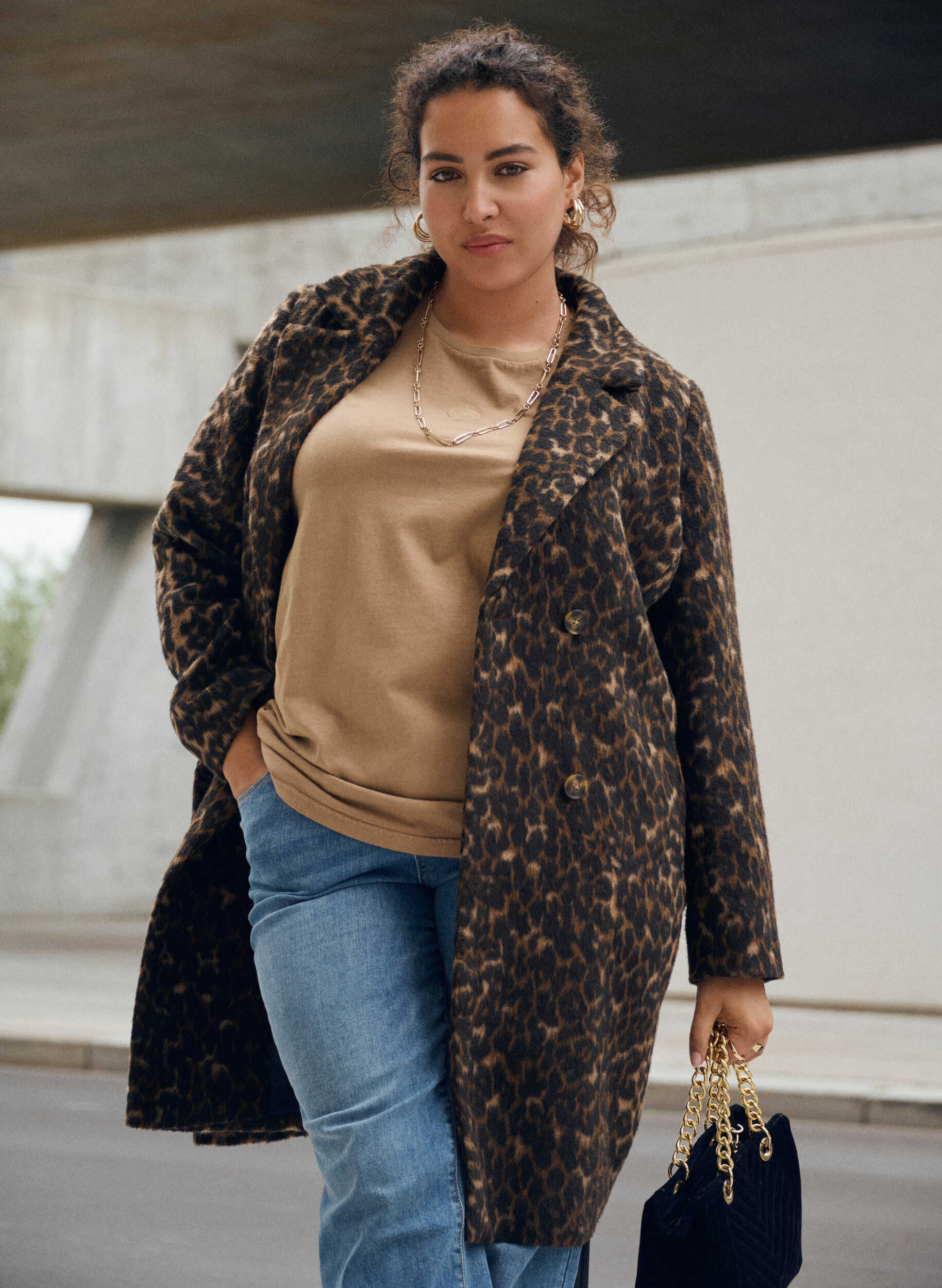 Zizzi Koszulka z bawelny organicznej o spranym wygladzie, Beżowy, Image image number 0