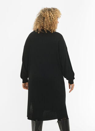 Dzianinowa sukienka oversize z rozcieciem, Black, Model image number 1