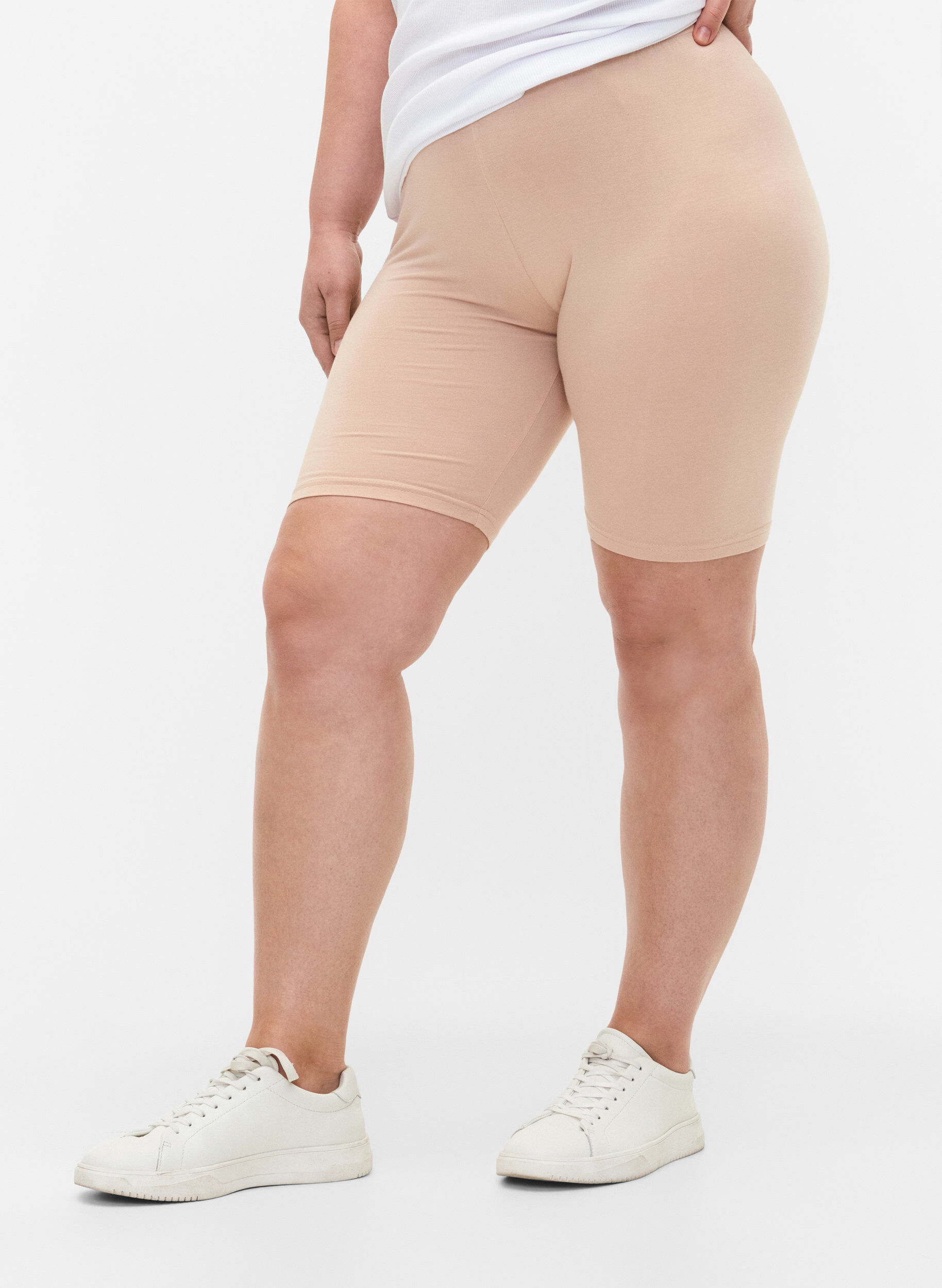 Jednokolorowe szorty rowerowe typu basic, Beżowy, Model