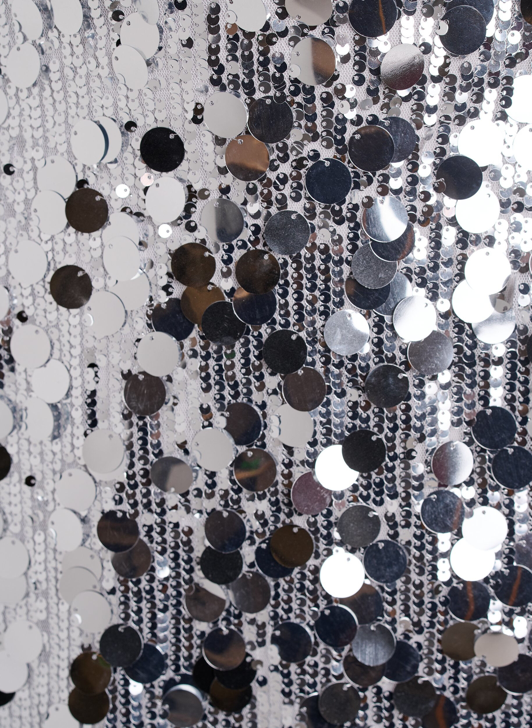 Zizzi Kr&oacute;tka sp&oacute;dnica z cekinami i elastyczna talia, Srebrny, Packshot image number 2