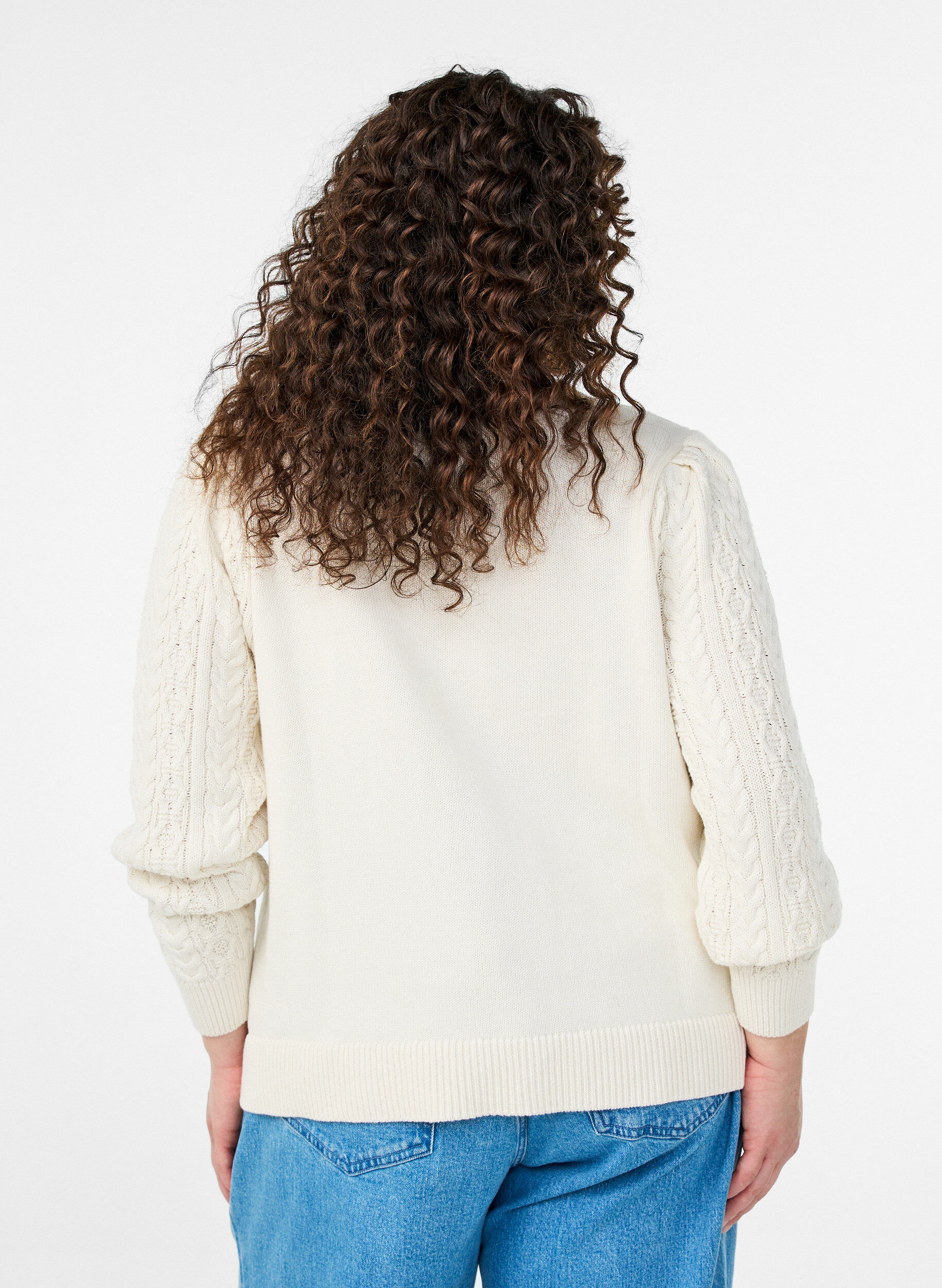 Zizzi Bluzka dzianinowa z wzorem kablowym i haftowanymi kwiatami, Biały, Model image number 2