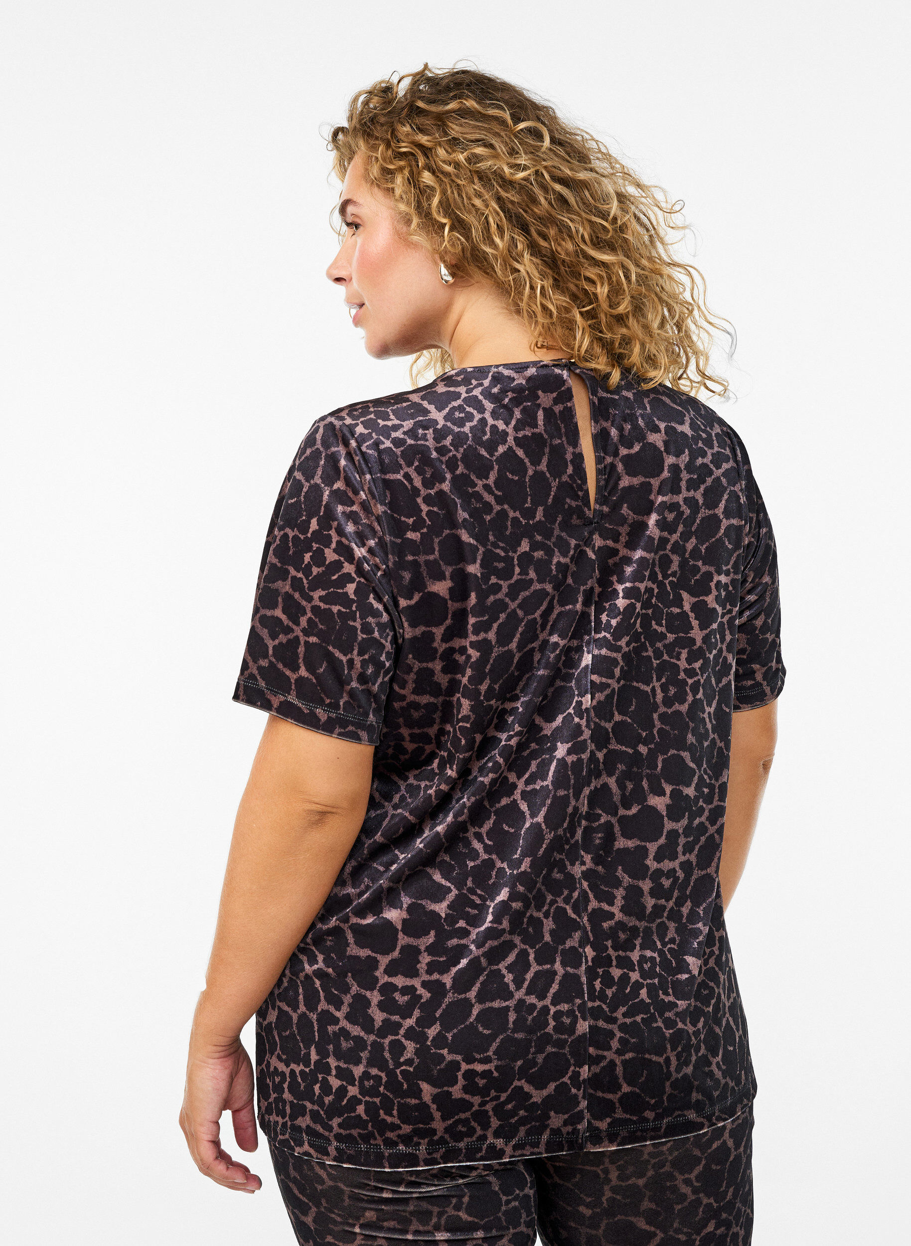 Zizzi Welurowy top z kr&oacute;tkim rekawem, Brązowy, Model image number 2