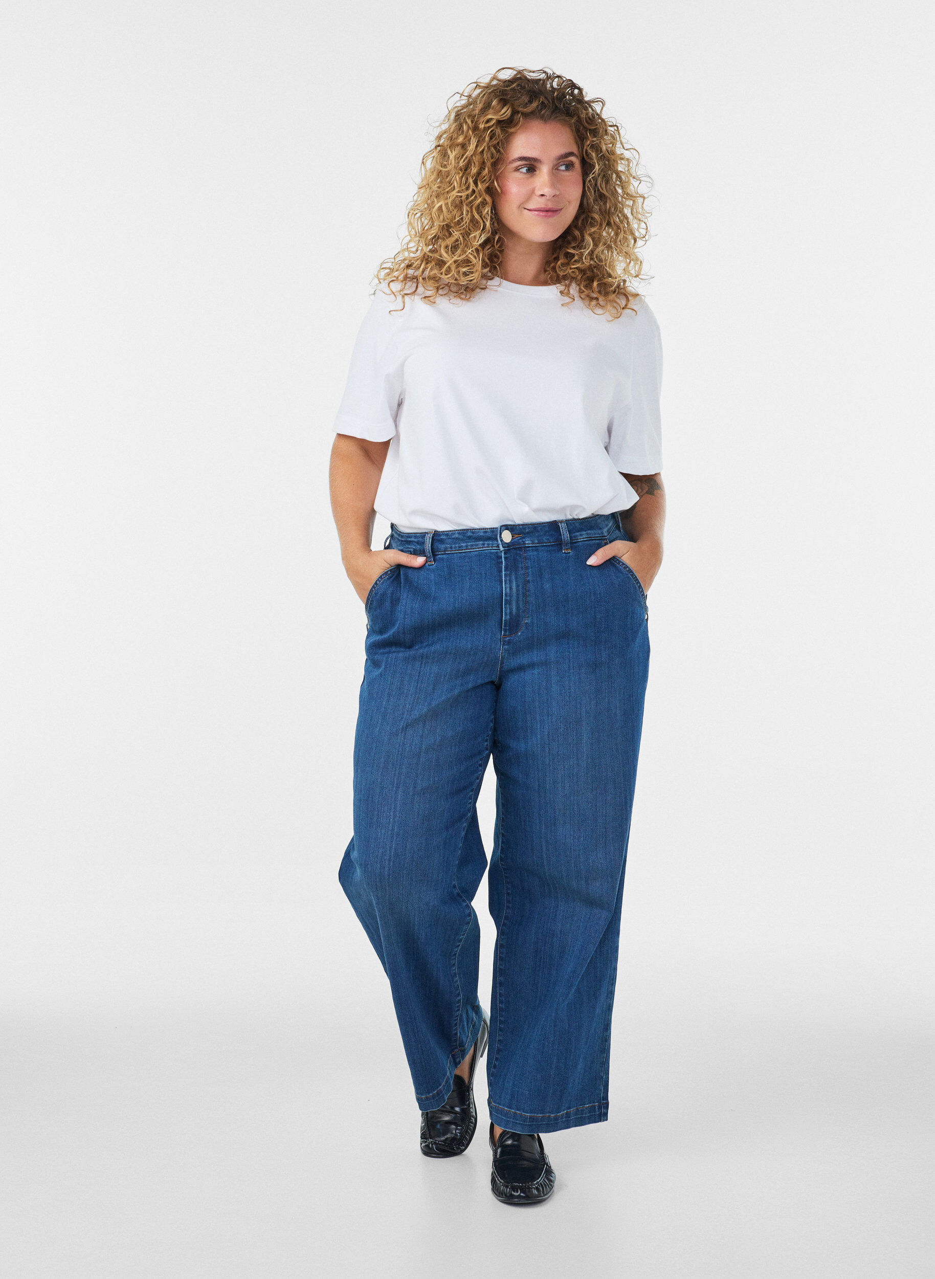 ZizziJeansy Myra o szerokim kroju i wysokim stanie talii, Niebieskie, Model image number 0