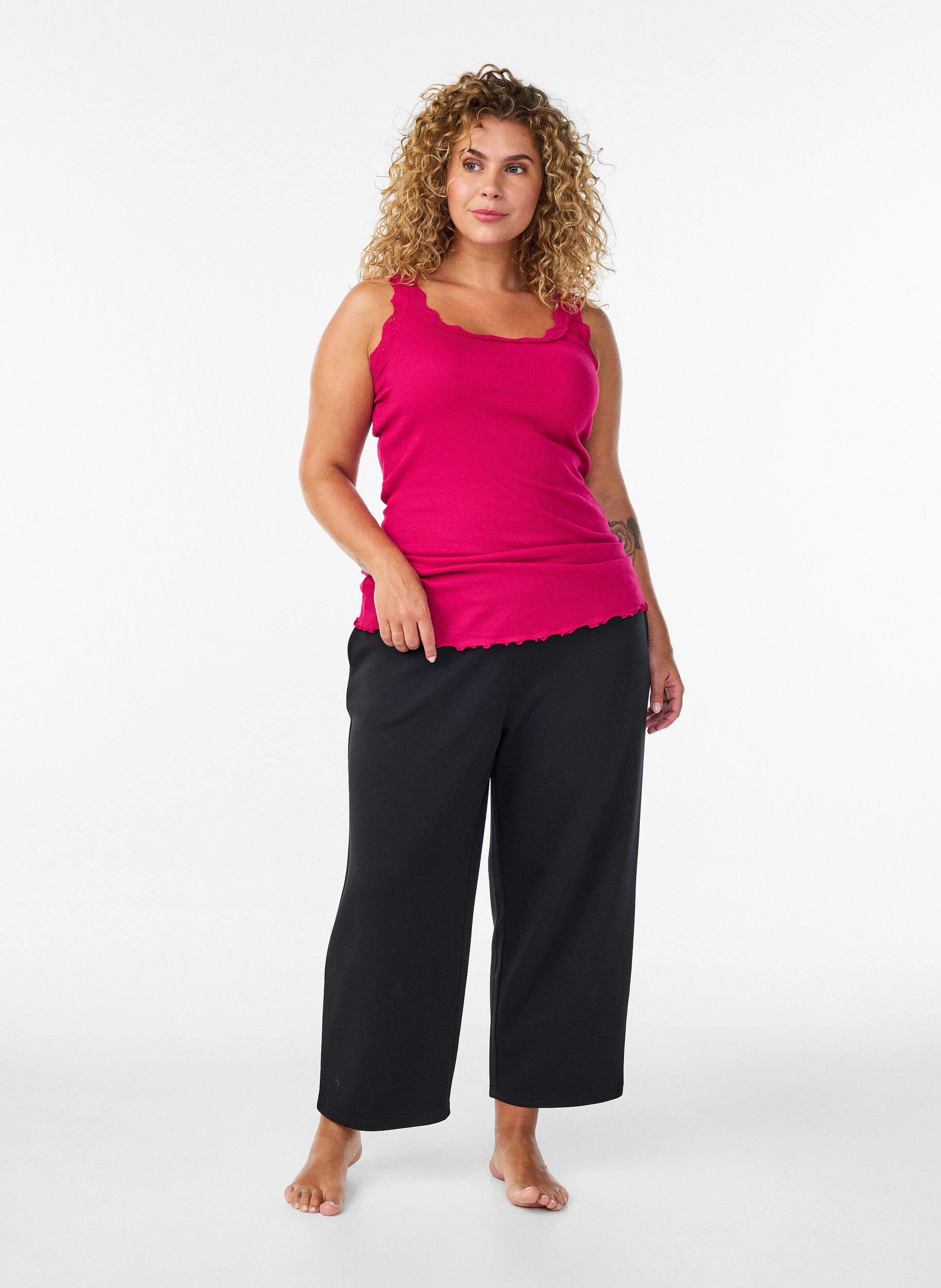 Zizzi Top z koronkowym wykonczeniem, R&oacute;żowy, Model image number 1