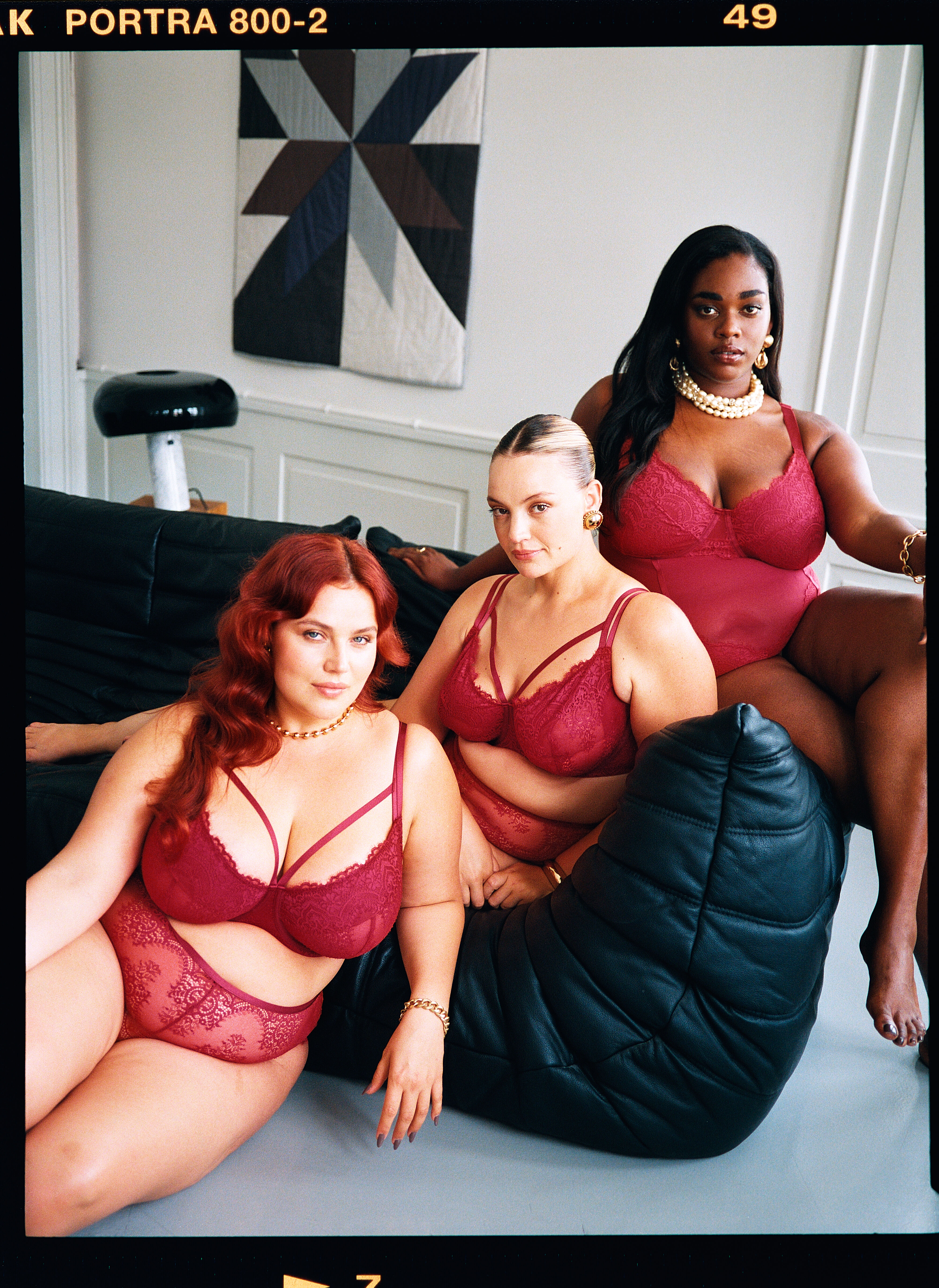 Czerwone odcienie  , , Model