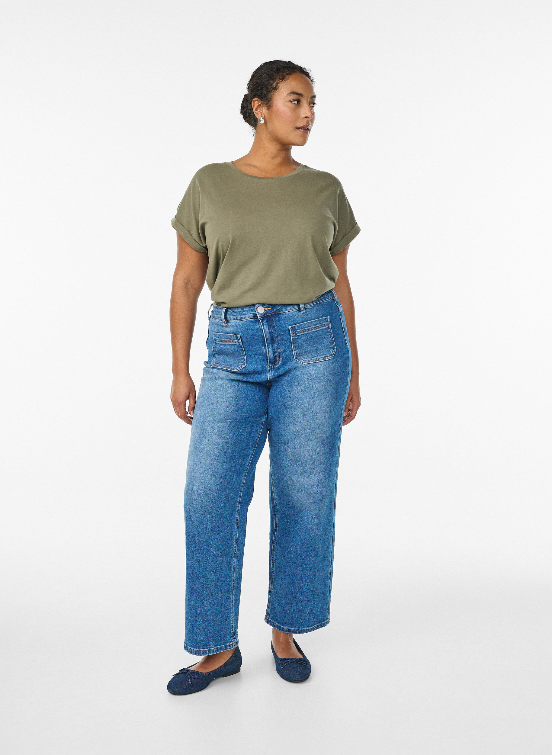 Zizzi T-shirt z kr&oacute;tkim rekawem w mieszance bawelny, Zielony, Model image number 1