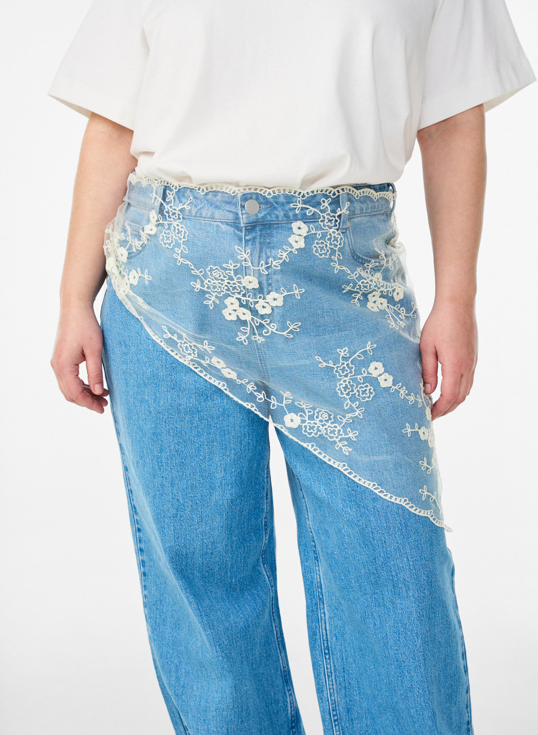 Tr&oacute;jkatny koronkowy szal, Beżowy, Model