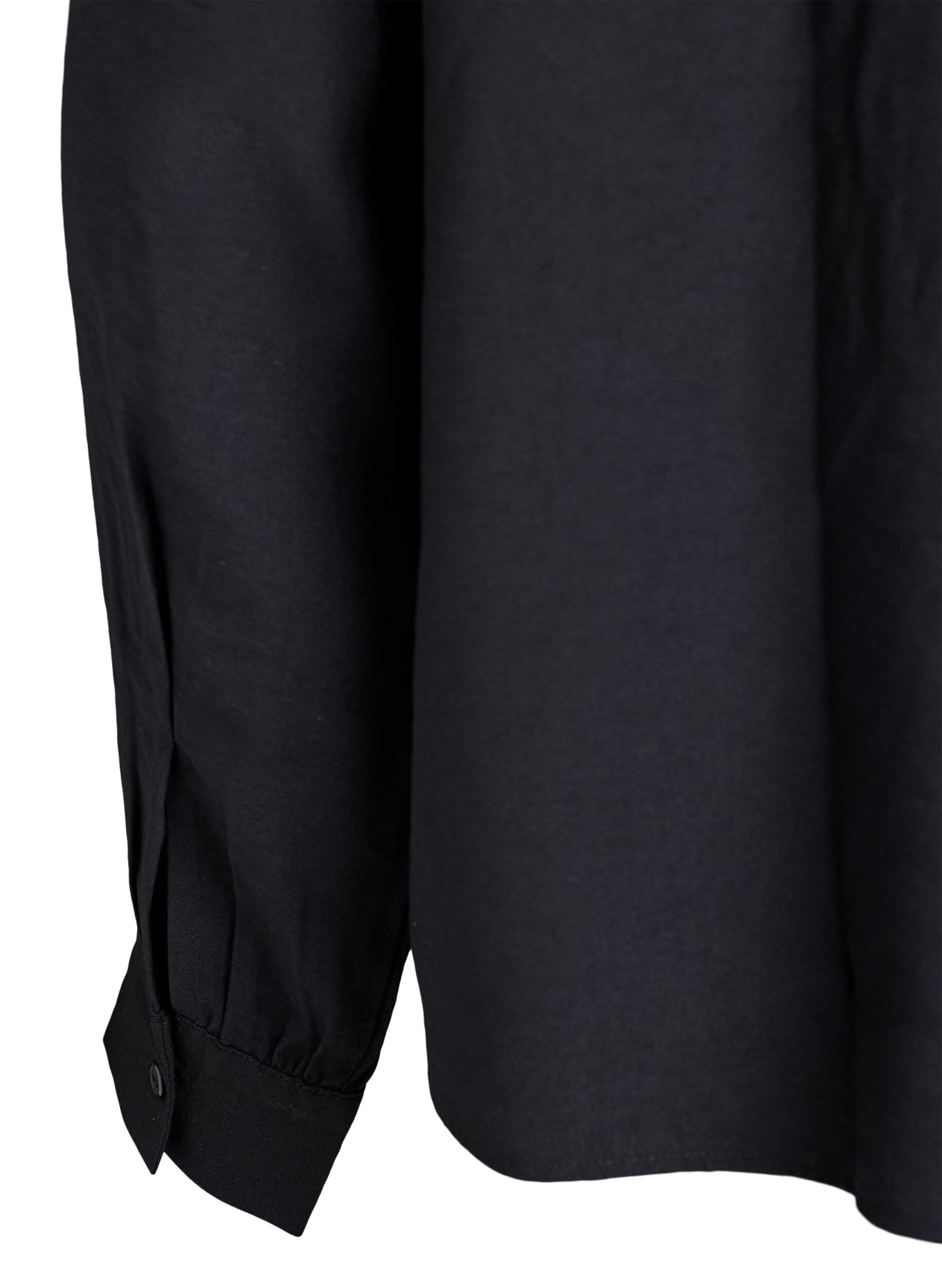 Zizzi Bluzka koszula z ozdobnym zapieciem na guzik z tylu, Czarne, Packshot image number 3