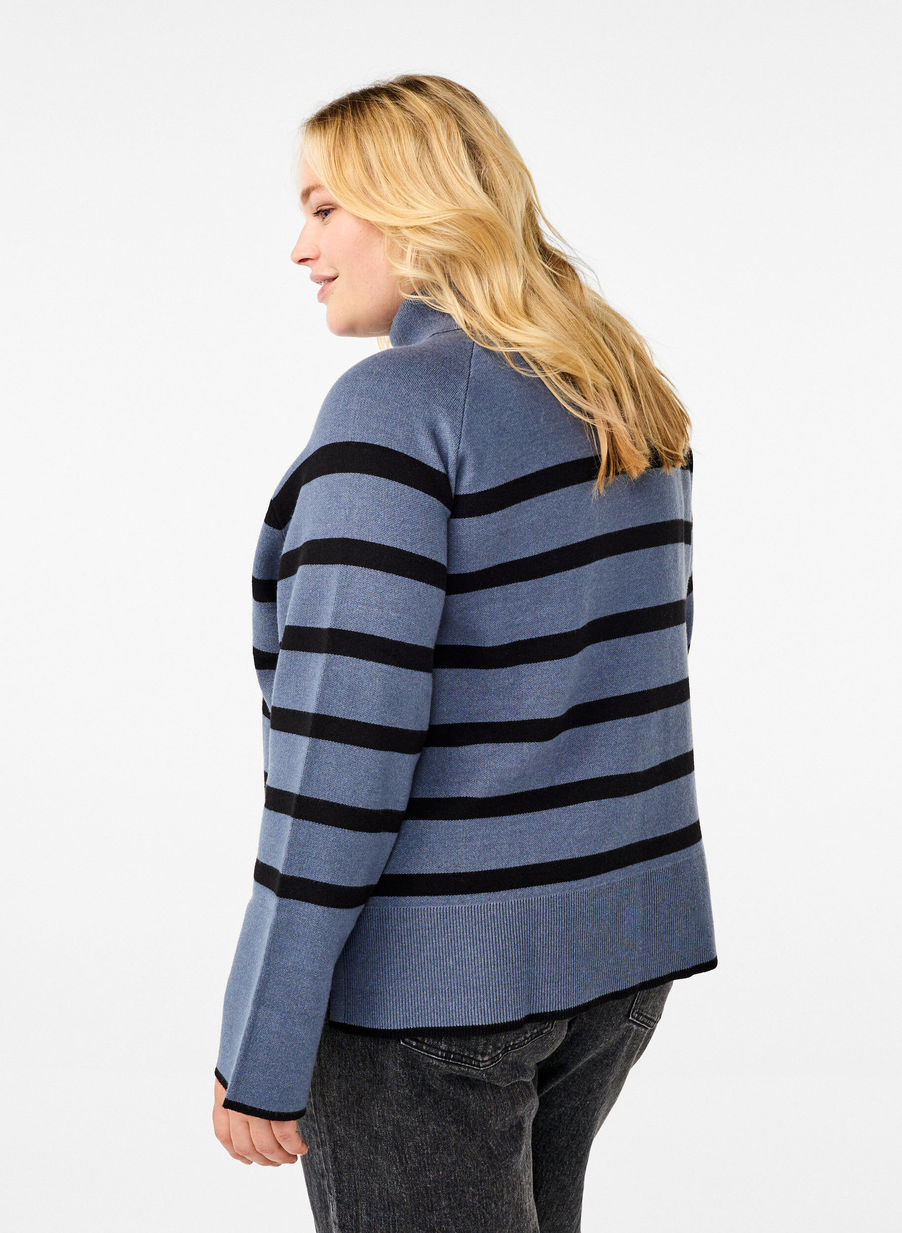 Zizzi Dzianinowy sweter w paski z golfem, B.Sea w.BlackStripes, Model image number 1