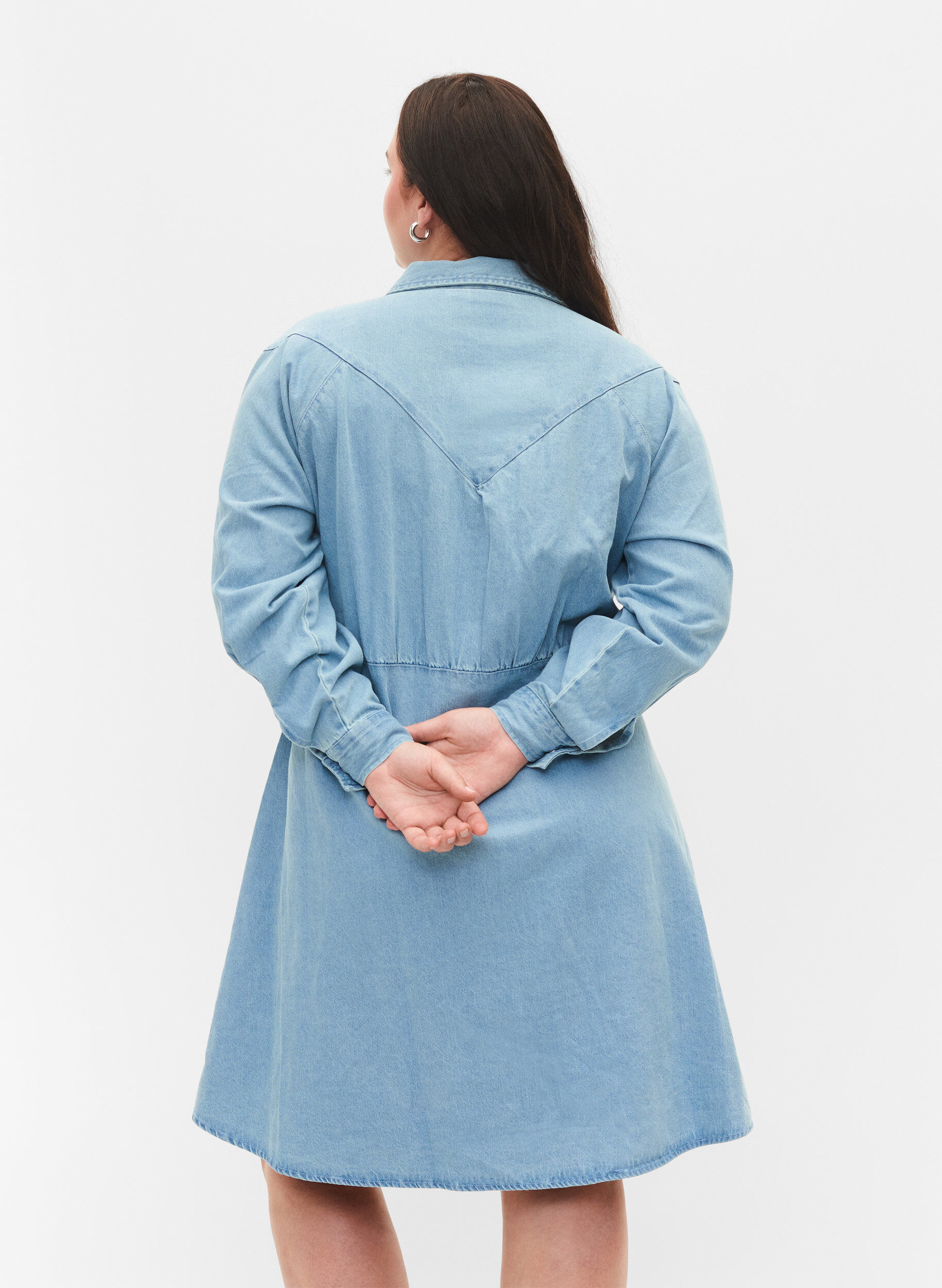 Zizzi Denim dress with buttons and long sleeves, Light blue denim, Model image number 1