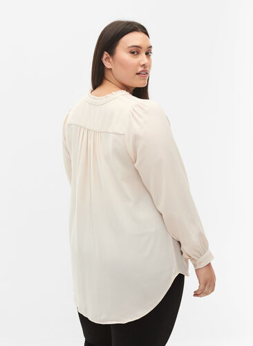Bluzka z dlugim rekawem i dekoltem w serek, Warm Off-white, Model image number 1