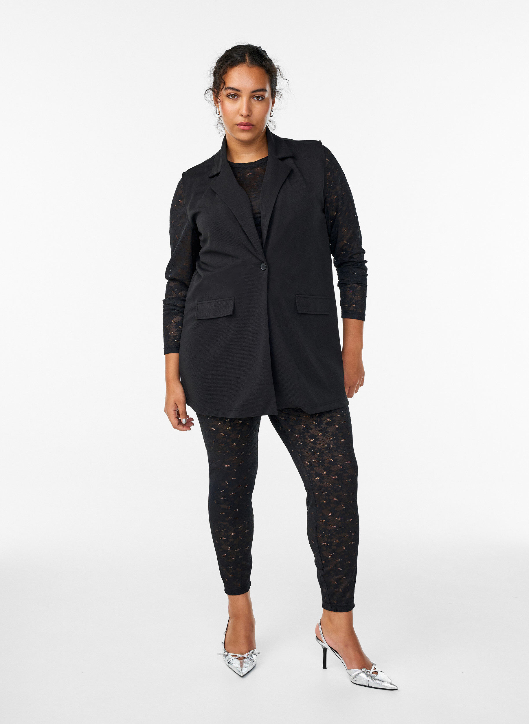 Koronkowe legginsy z wysokim stanem, Czarne, Model