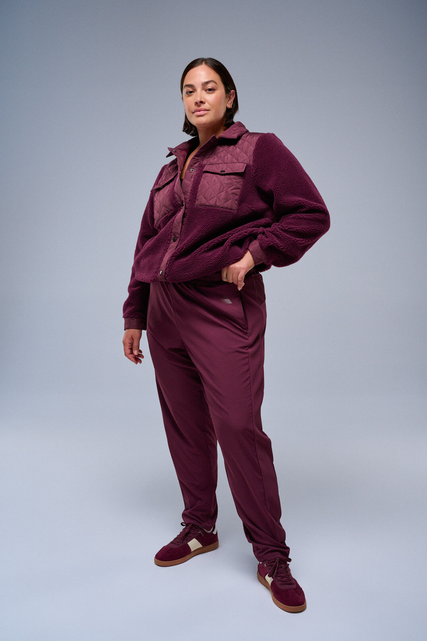 Dopasowane zestawy, , Model