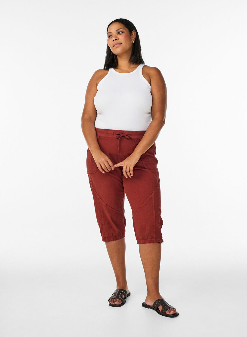 Bawelniane spodnie capri, Czerwony, Model image number 0