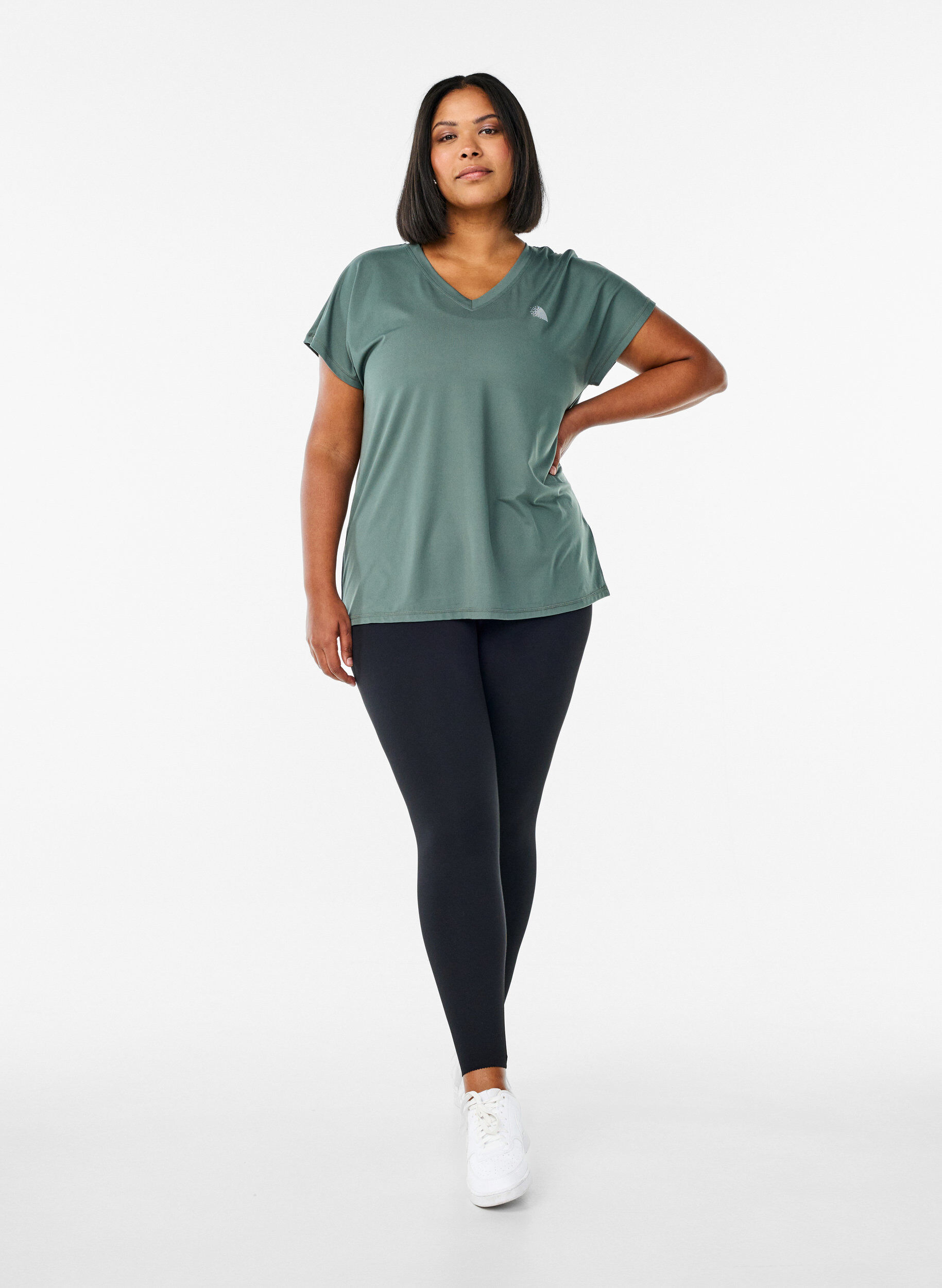 ZizziLuzna koszulka treningowa z dekoltem w szpic, Zielony, Model image number 1