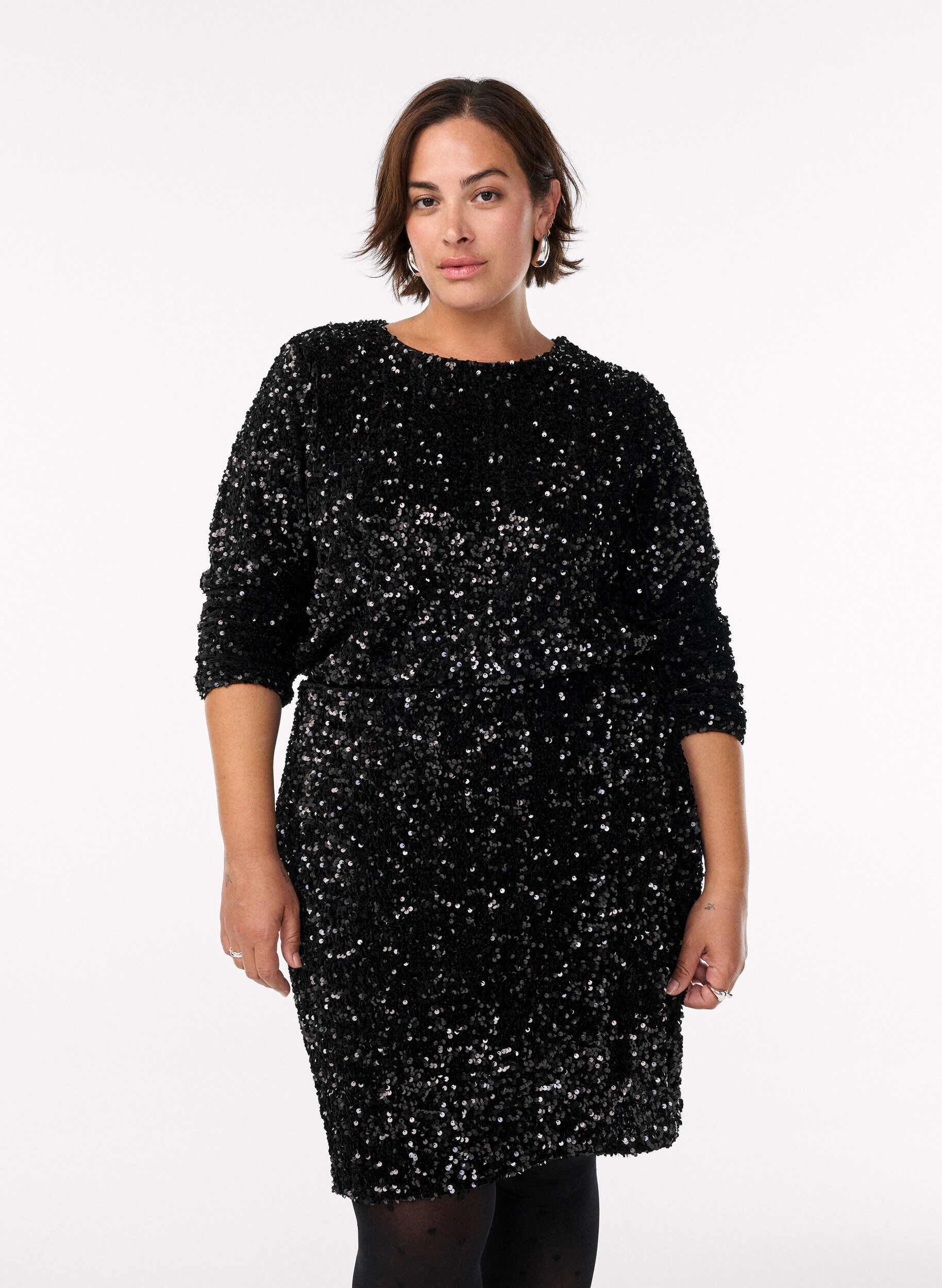 Kr&oacute;tka cekinowa sp&oacute;dnica z elastycznym pasem, Czarne, Model