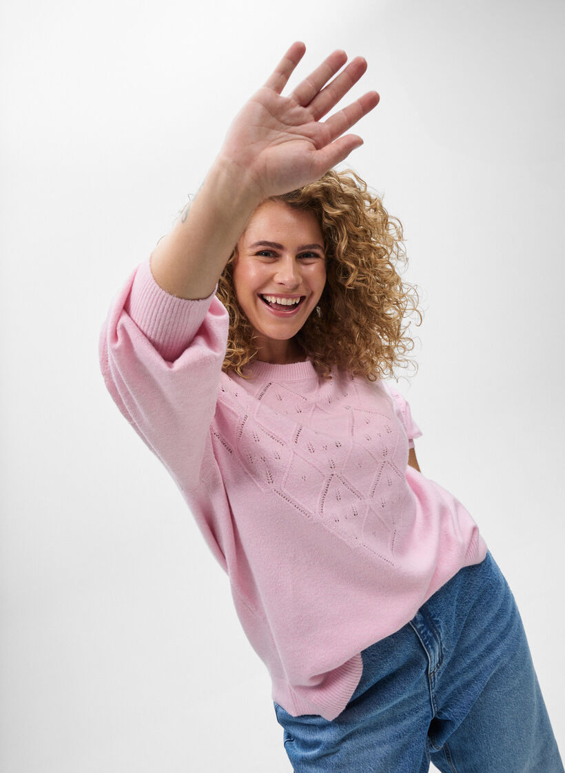 Dzianinowy top z azurowym wzorem i bufiastymi rekawami, Różowy, Model image number 2