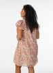 Kr&oacute;tka wiskozowa sukienka z marszczeniami i kwiatowym nadrukiem, Pomarańczowy, Model image number 2