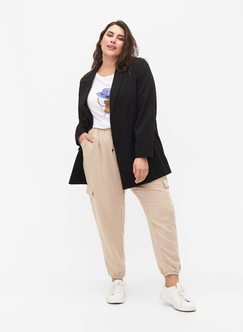 Klasyczny blezer zapinany na guziki, Black, Model image number 2