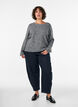 Luzny sweter z okraglym dekoltem, Szary, Model image number 1
