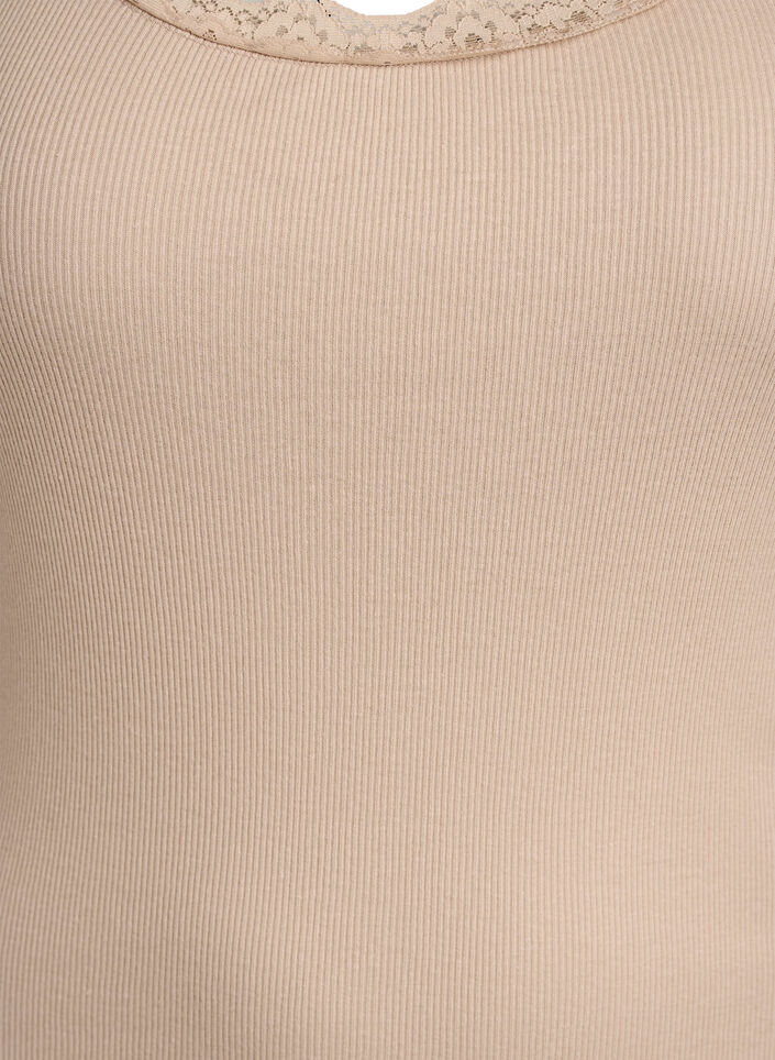 Top z koronkowym wykonczeniem, Beżowy, Packshot image number 2