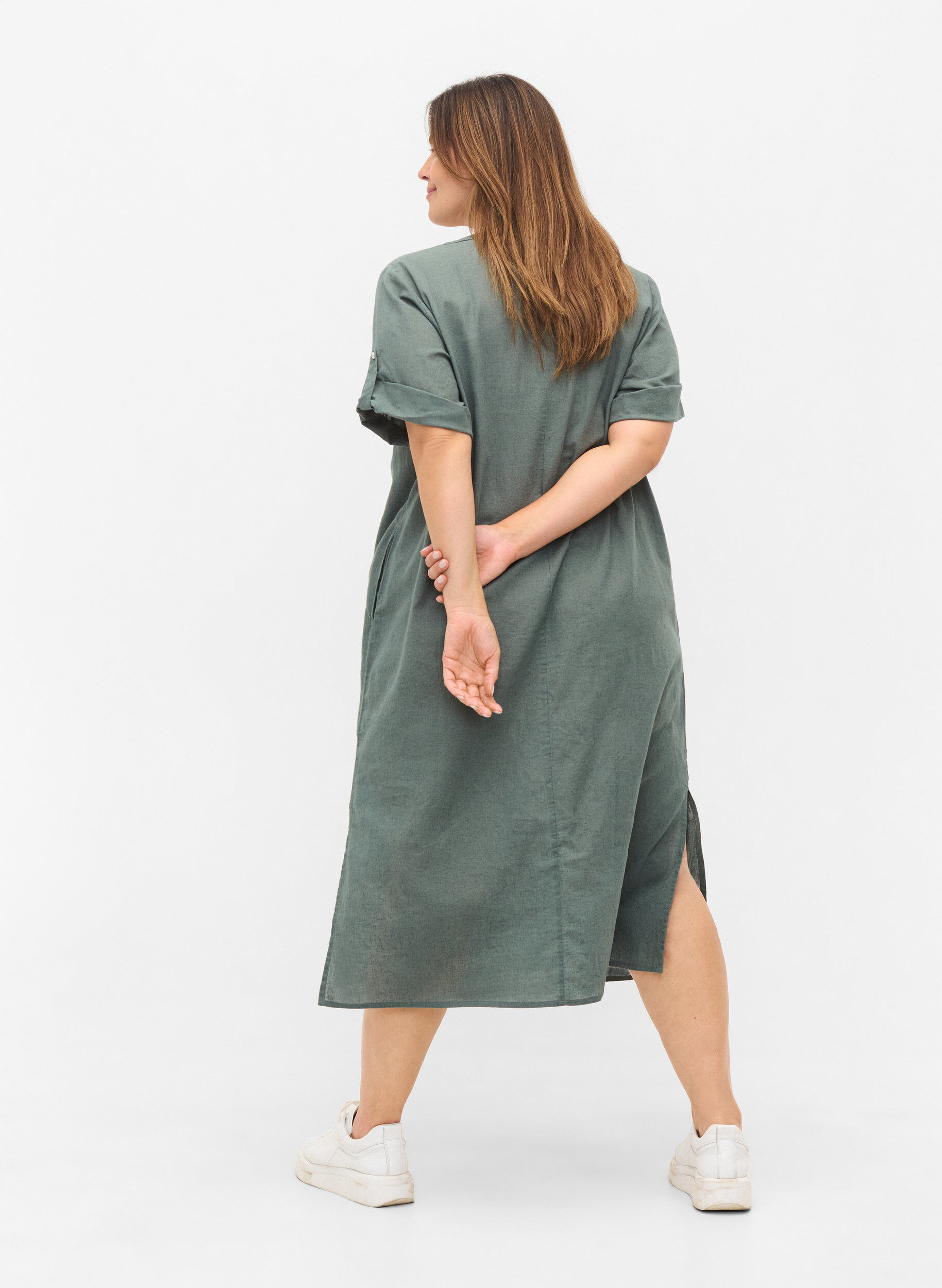 Zizzi Long short-sleeved shirt dress, Balsam Green, Model image number 1