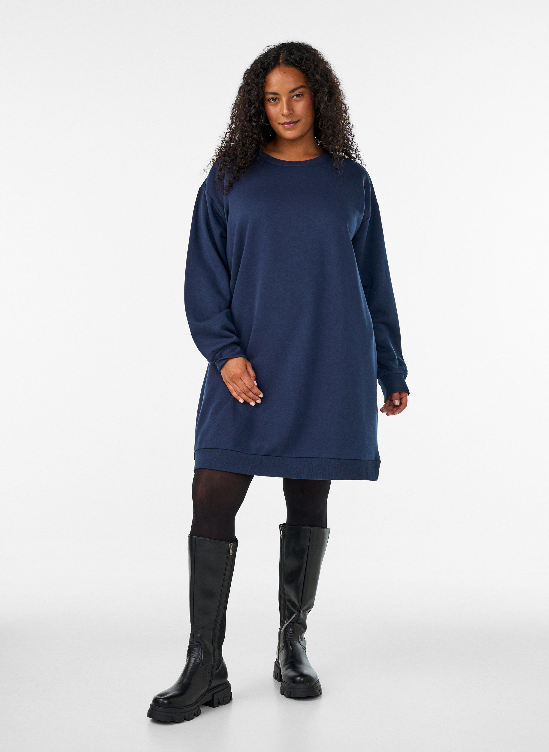 ZizziLuzna sukienka dresowa z kieszeniami, Niebieskie, Model image number 1