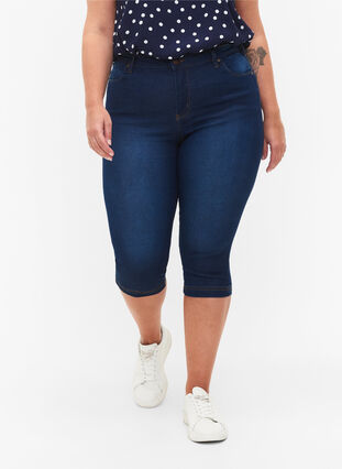 Amy capri jeans z wysokim stanem i bardzo dopasowanym krojem, Blue denim, Model image number 2