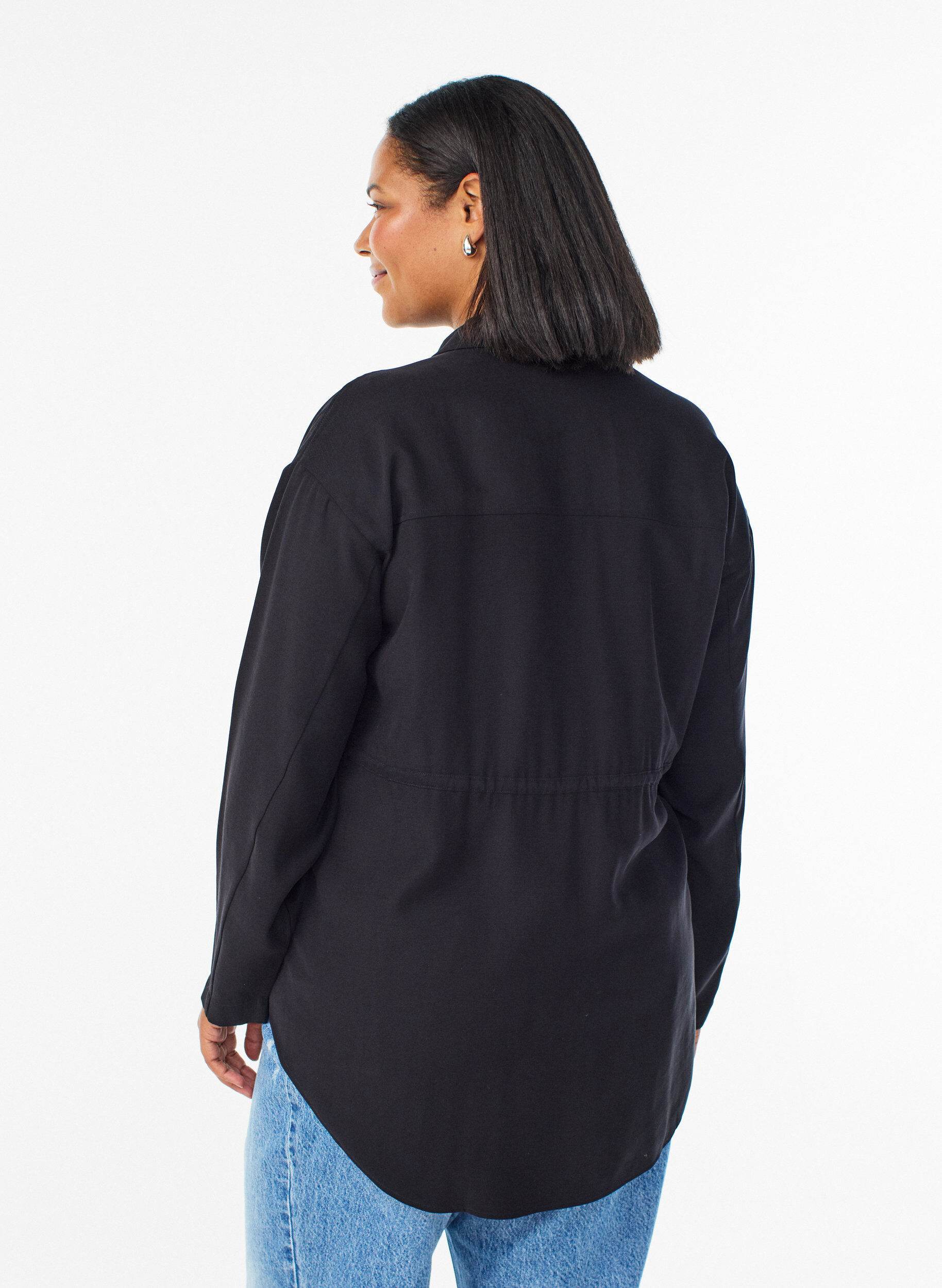 Zizzi Tunika z kieszeniami na piersi i regulowana talia, Czarne, Model image number 2