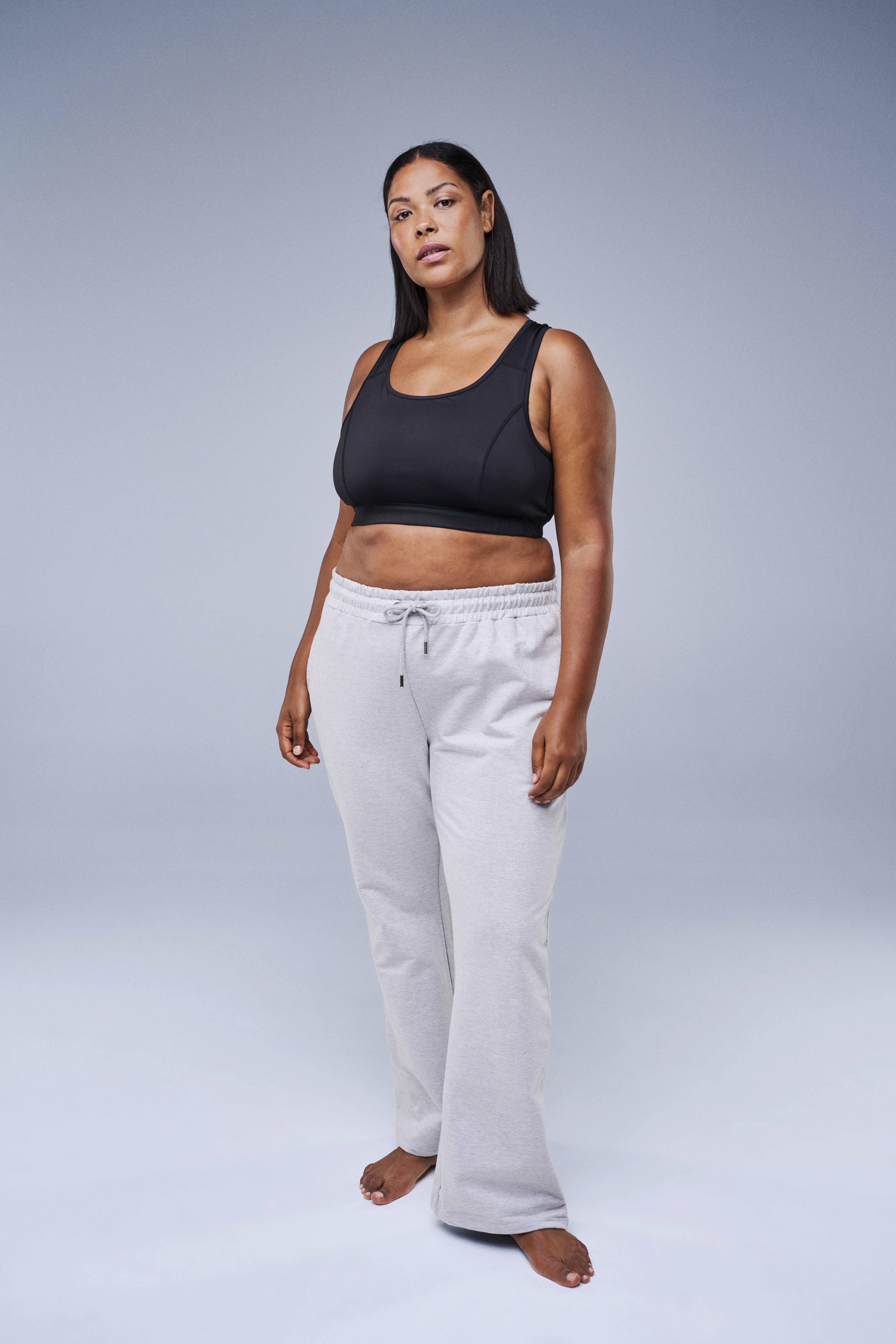 Szare spodnie dresowe flare, , Model