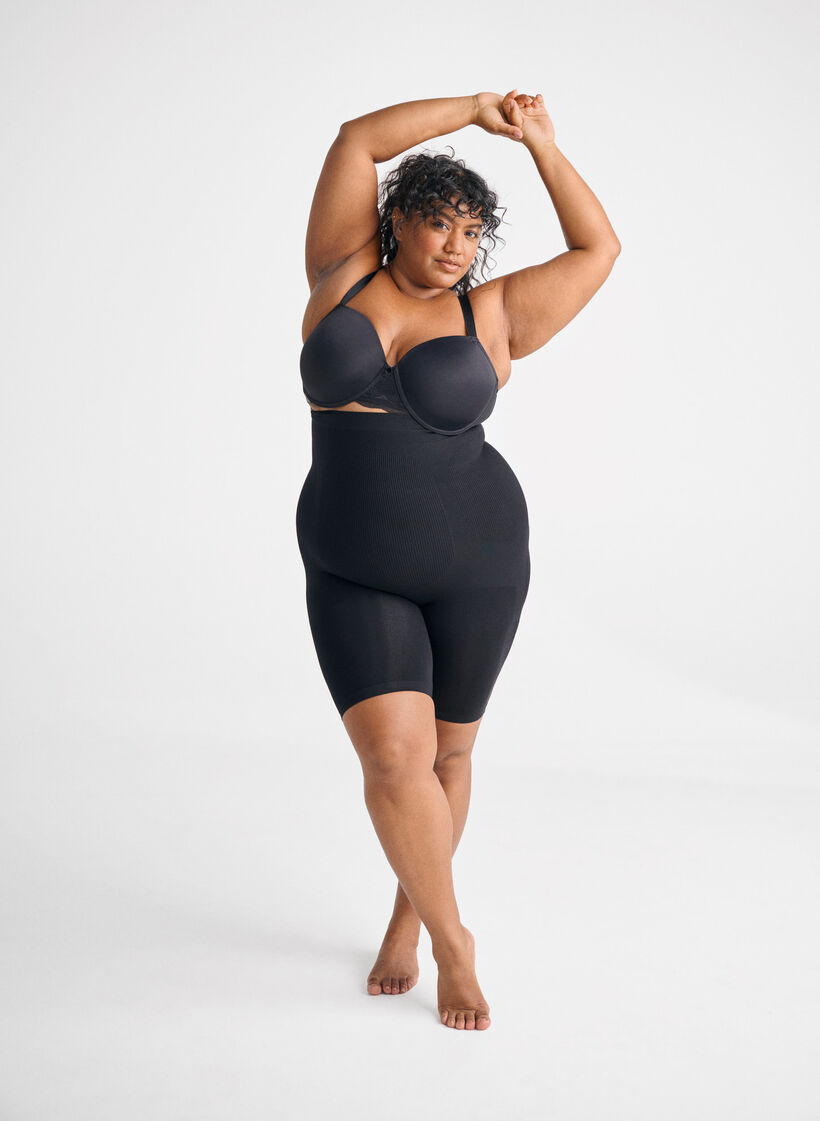 Szorty modelujace z wysokim stanem, Czarne, Image image number 0