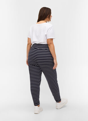 Bawelniane spodnie, Blue Stripe, Model image number 1