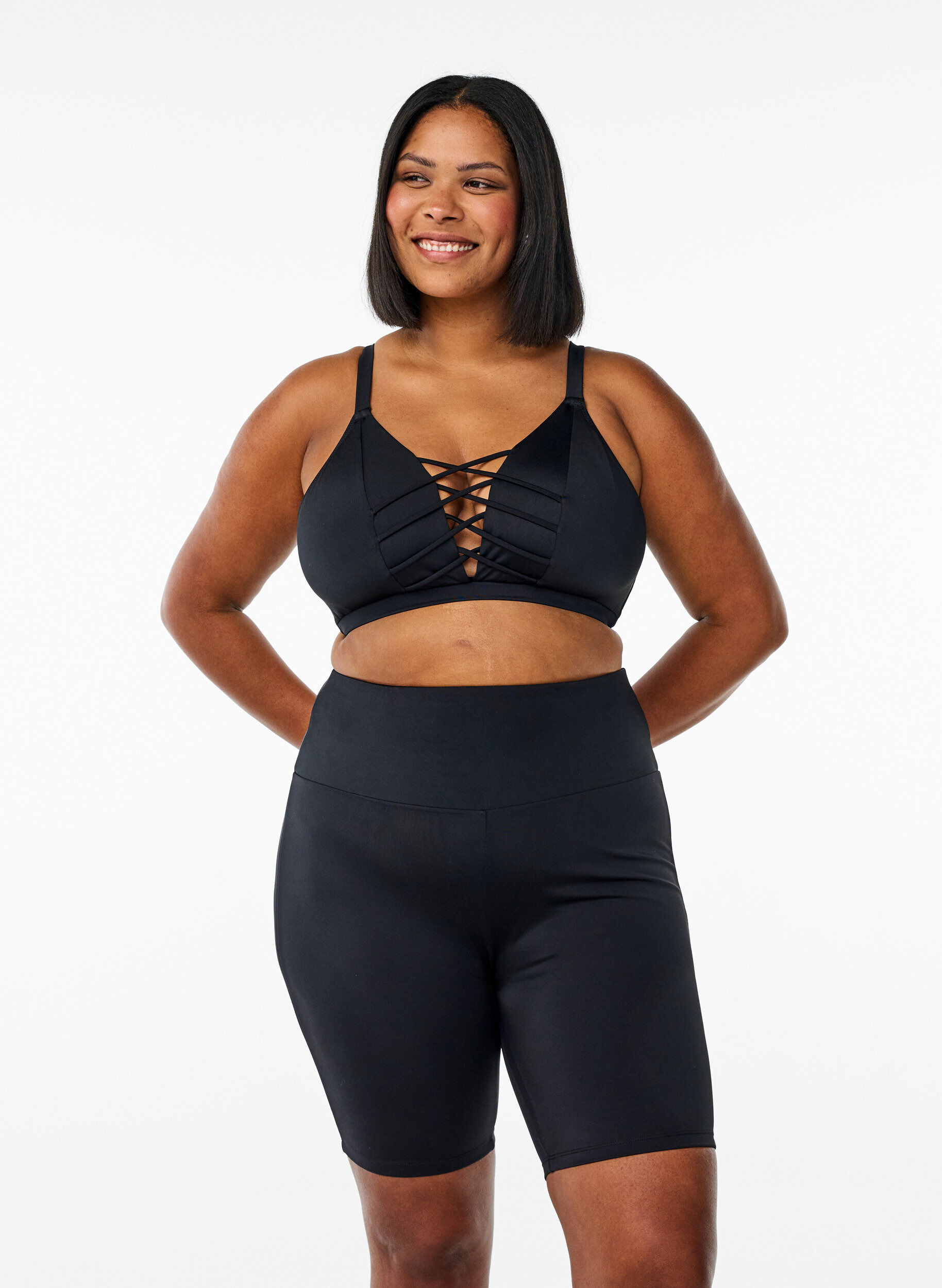 Zizzi Dlugie szorty kapielowe, Czarne, Model image number 0