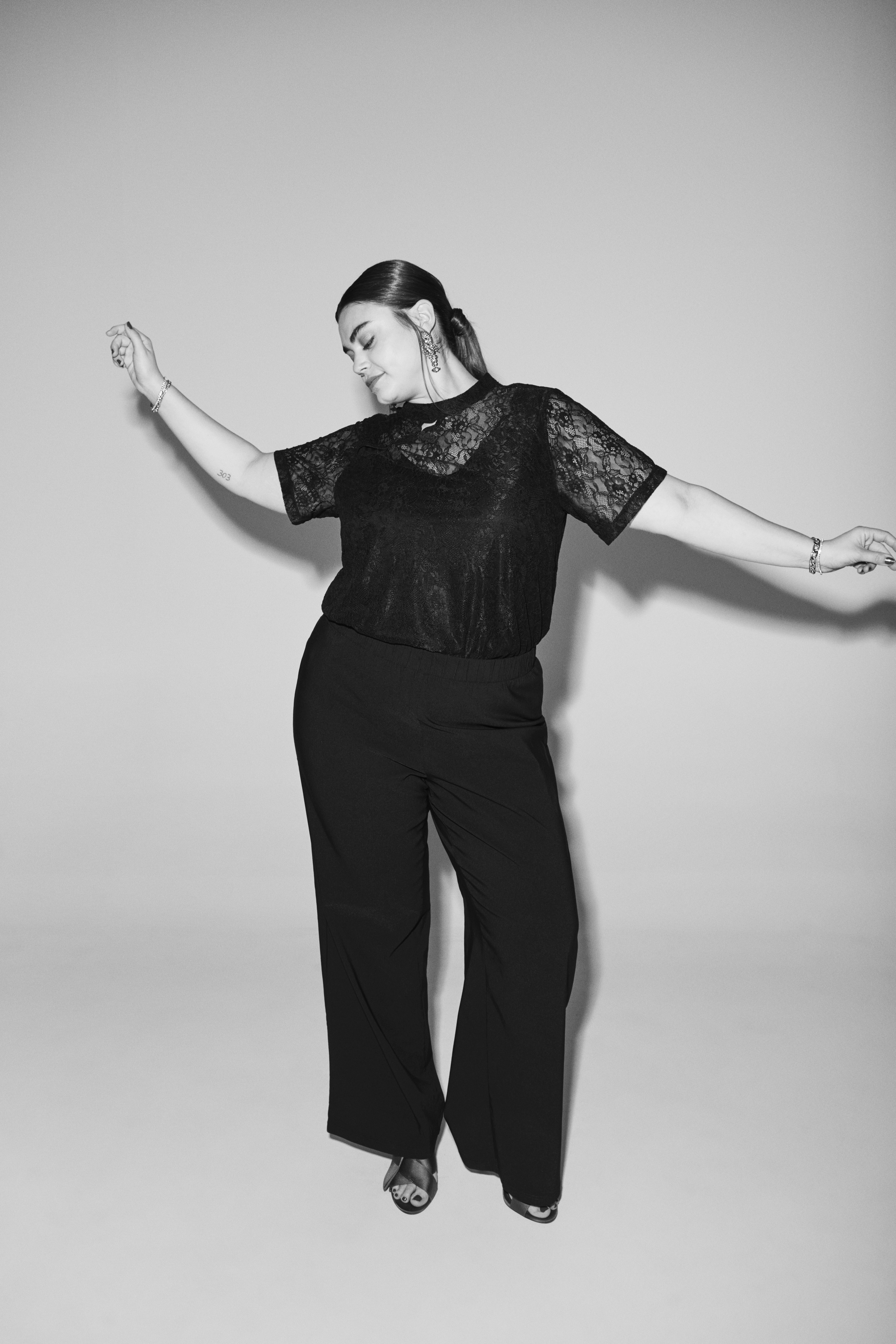 Zizzi Koronkowa bluzka z detalami, , Model