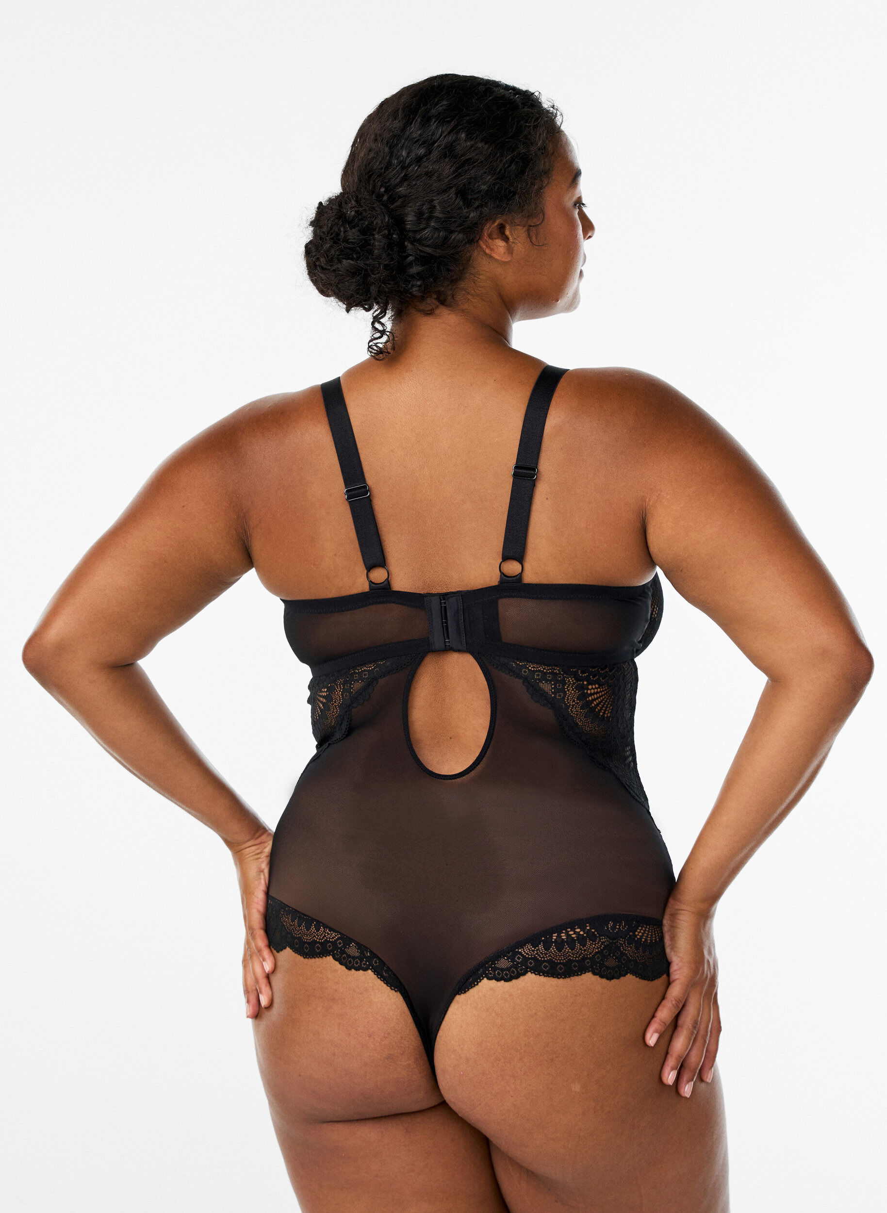 ZizziKoronkowe bodystocking z&nbsp;detalami z&nbsp;koronki, Czarne, Model image number 1