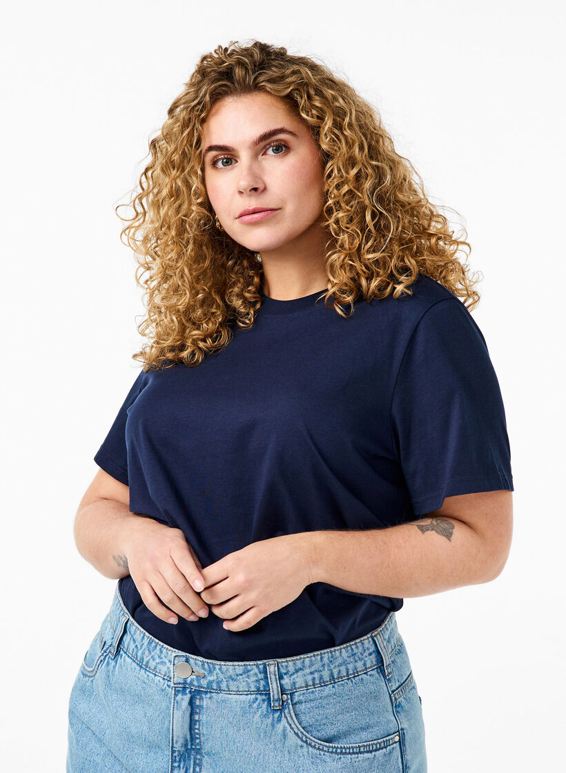 Podstawowa koszulka bawelniana z okraglym dekoltem, Niebieskie, Model image number 0