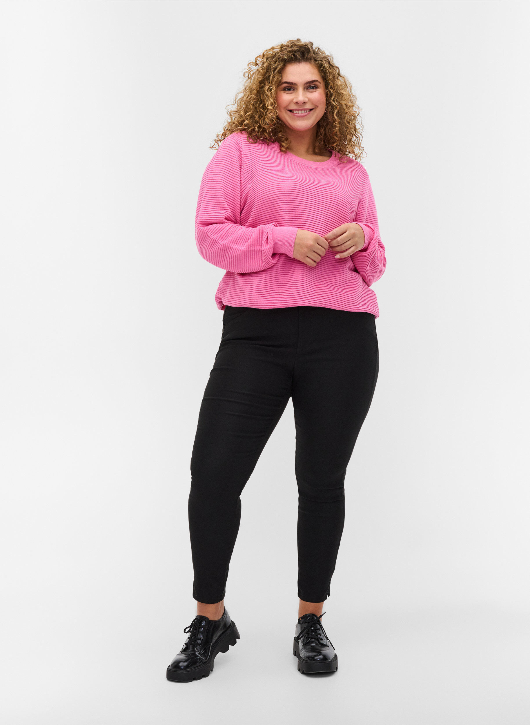 Zizzi Long-sleeved knitted blouse in organic cotton, Wild Orchid, Model image number 2