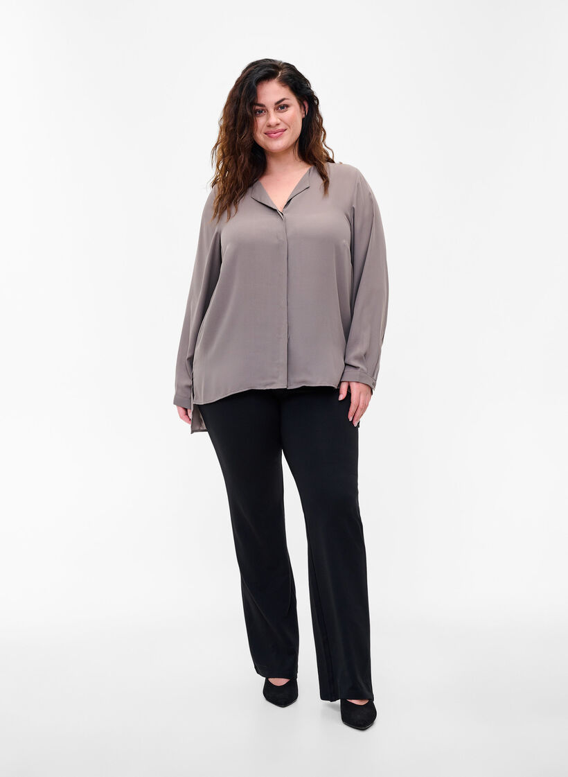 Jednokolorowa koszula z dekoltem w szpic, Falcon, Model image number 2