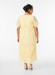 Sukienka midi z koronki z wycietymi krawedziami, Ż&oacute;łty, Model image number 1