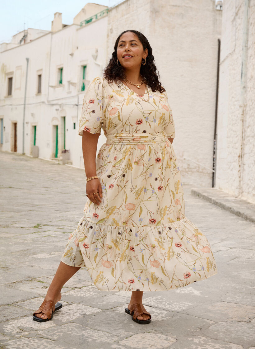 Kwiecista trapezowa sukienka midi, Beżowy, Image image number 0