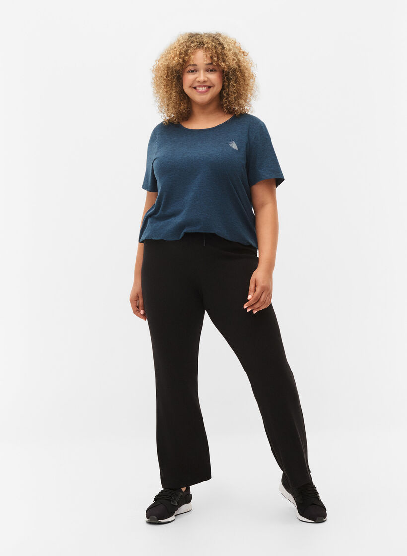 Melanzowa koszulka treningowa z okraglym dekoltem, Night Sky Mel., Model image number 2