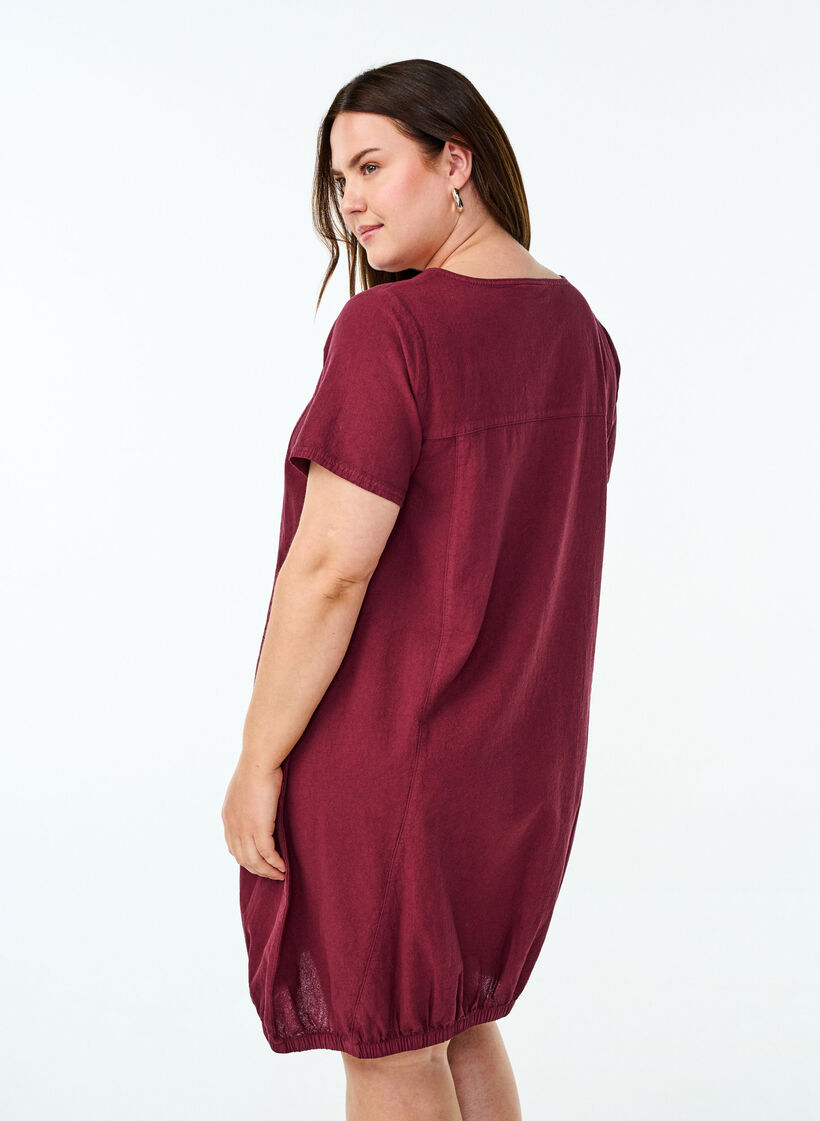 Bawelniana sukienka z kr&oacute;tkim rekawem, Ciemnobordowy, Model image number 2