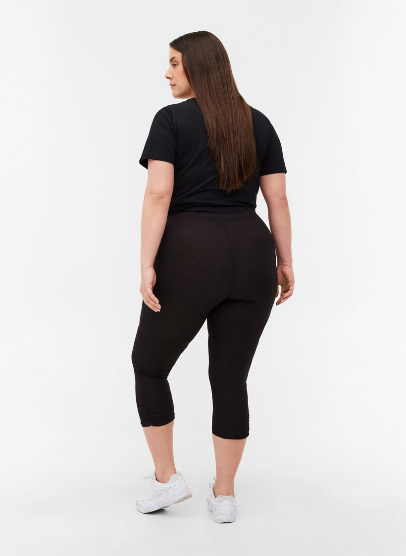 Podstawowe legginsy 3/4 z marszczeniem, Black, Model image number 1