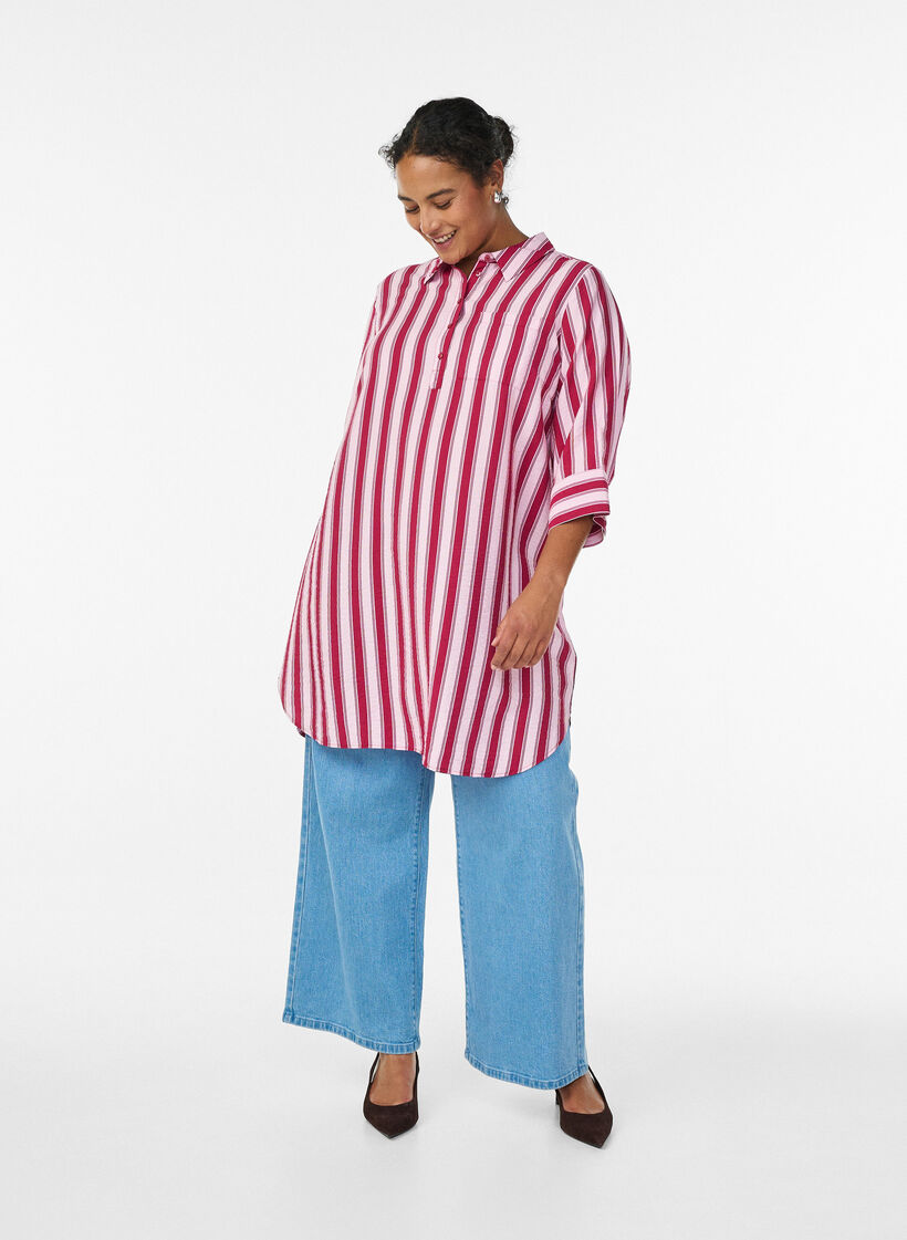 Kr&oacute;tka sukienka z kolnierzykiem i kieszenia na piersi, R&oacute;żowy, Model image number 1