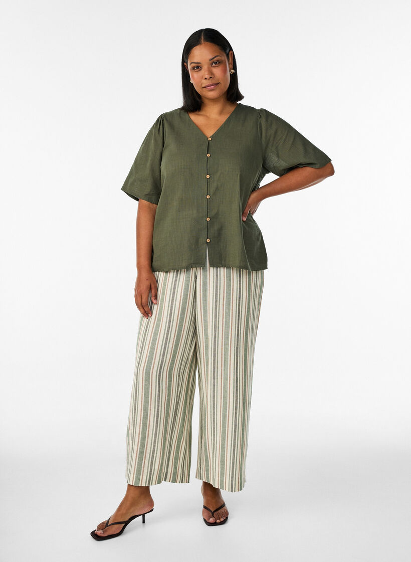 Koszula bawelniana z kr&oacute;tkim rekawem i dekoltem w ksztalcie litery V, Zielony, Model image number 1