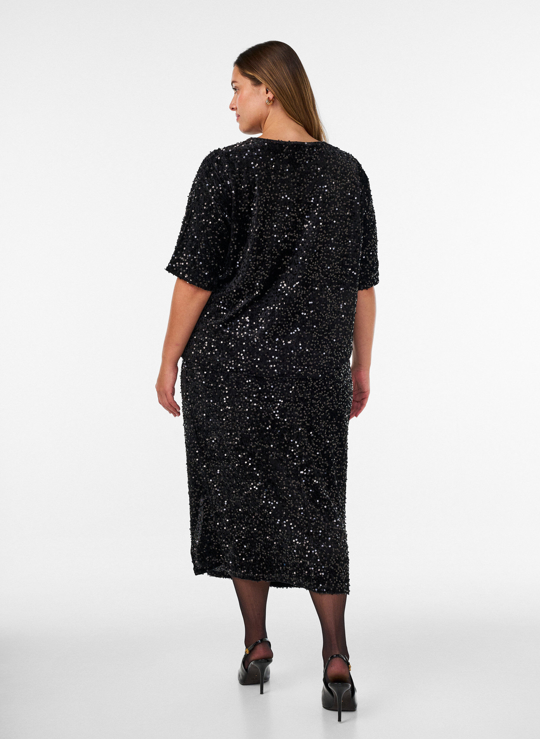 ZizziSp&oacute;dnica midi z cekinami i rozcieciami, Czarne, Model image number 1