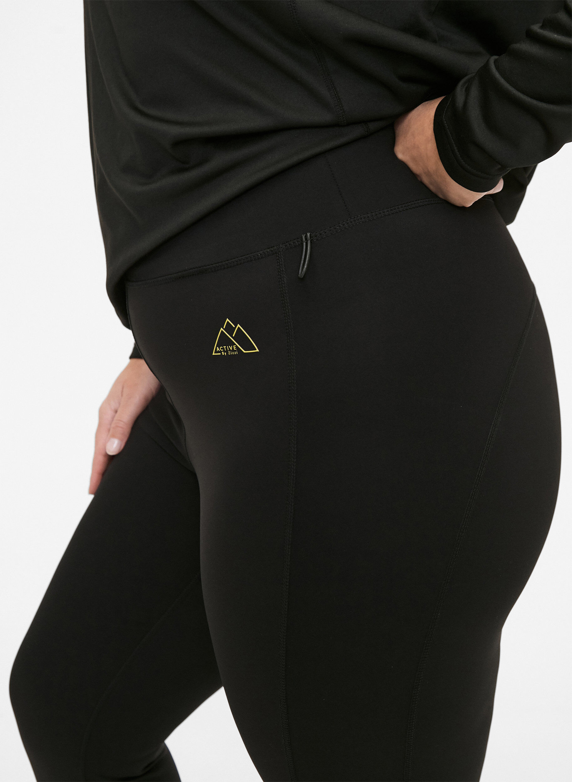 Zizzi Legginsy treningowe 3/4 z kieszeniami, Black, Model image number 2