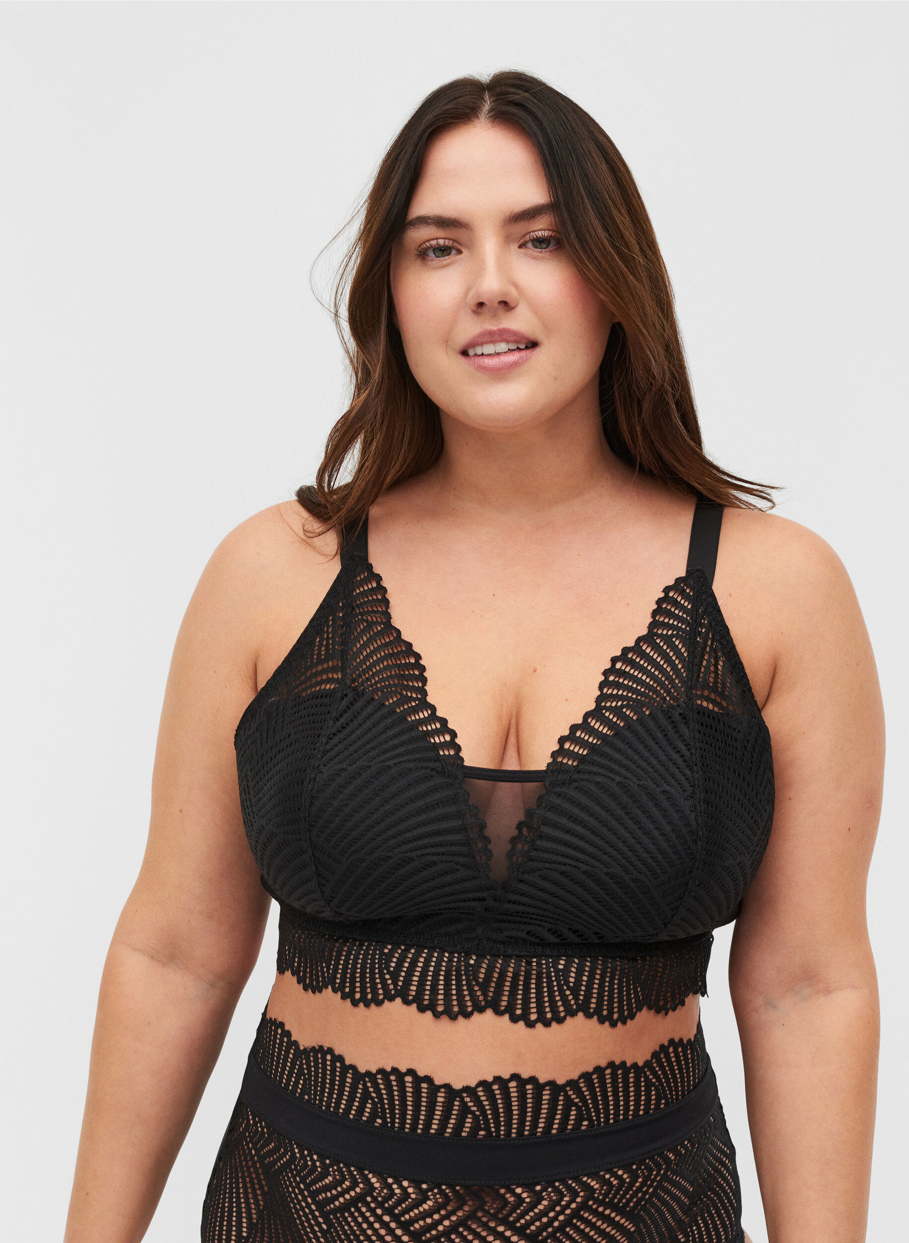 Zizzi Soft padded, lacy bra, Black, Model image number 0