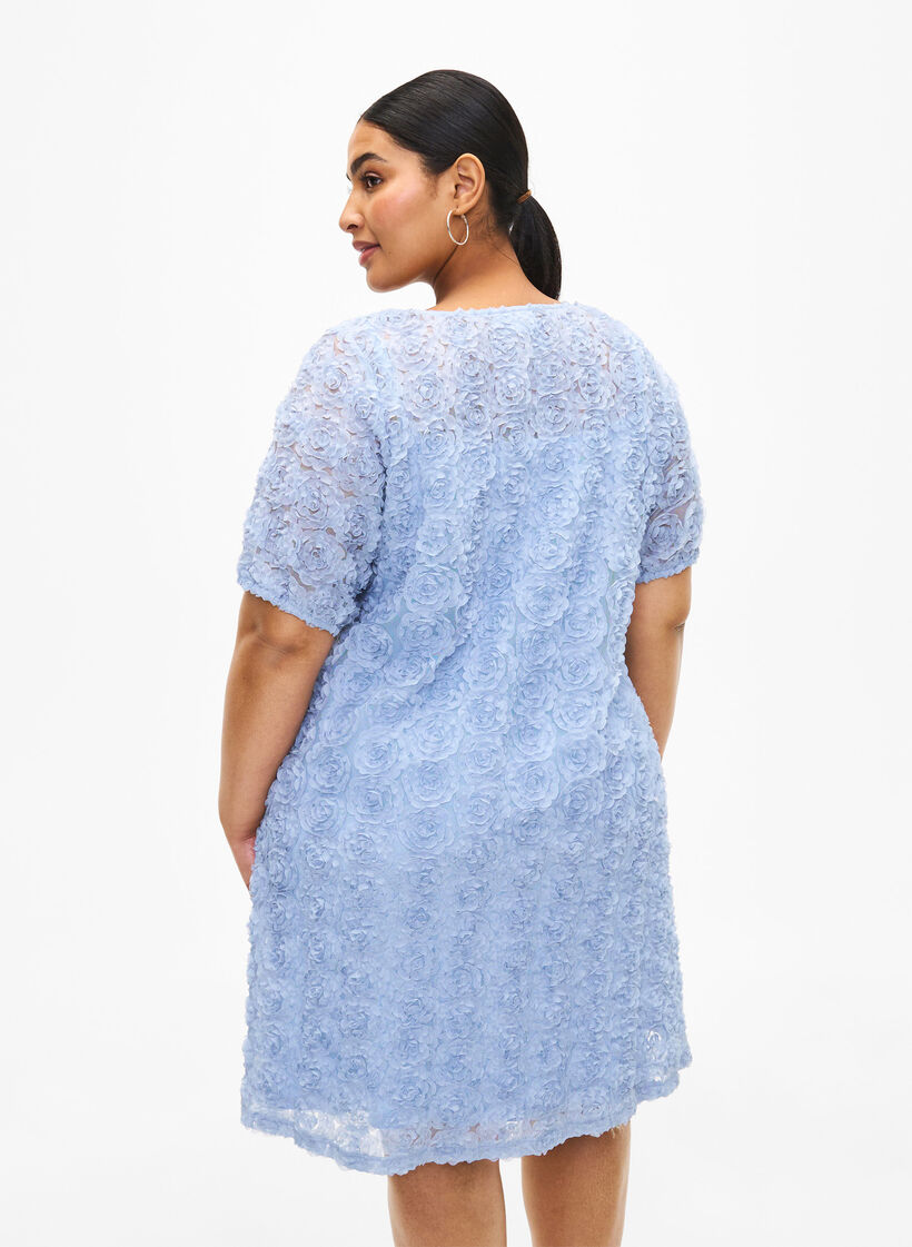 Imprezowa sukienka w kwiaty 3D, Cashmere Blue, Model image number 1